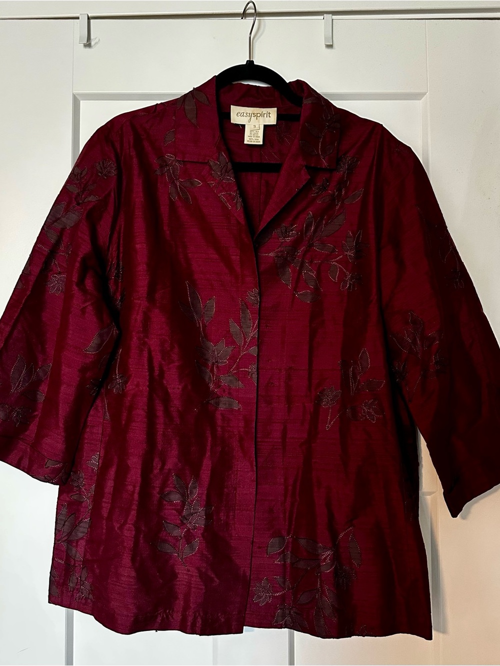 Easy Spirit Women's Burgundy Embroidered Floral Silk Jacket